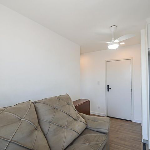 Apartamento à venda com 43m², 2 quartos e 1 vagaSala