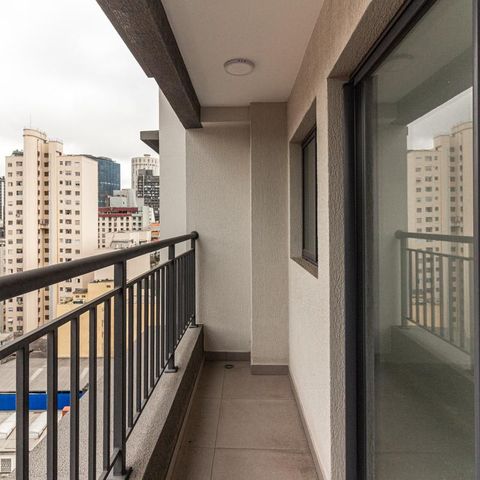 Studio à venda com 28m², 1 quarto e sem vaga Studio à venda com 28m², 1 quarto e sem vagaVaranda