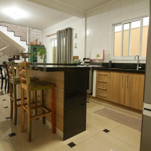 Casa à venda com 274m², 3 quartos e 5 vagasCozinha