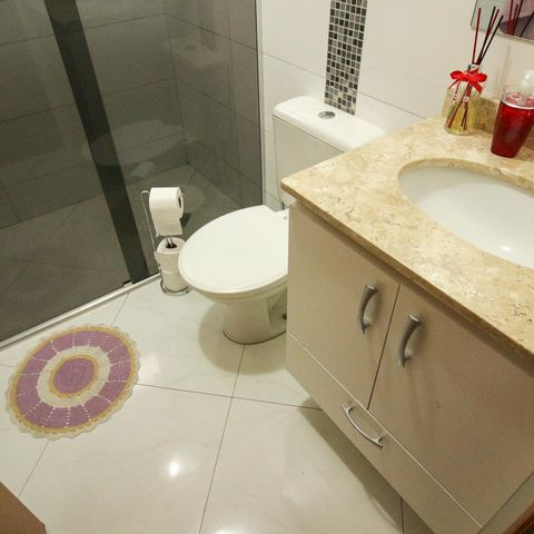 Casa à venda com 274m², 3 quartos e 5 vagasBanheiro 1
