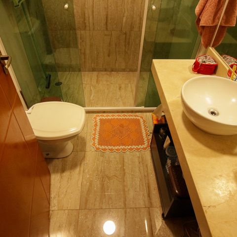 Casa à venda com 274m², 3 quartos e 5 vagasBanheiro Suíte 