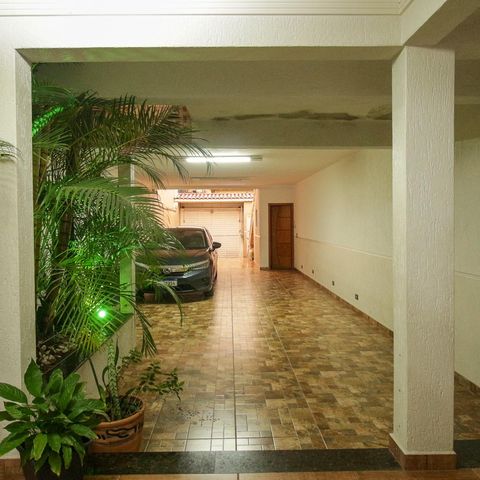 Casa à venda com 274m², 3 quartos e 5 vagasGaragem