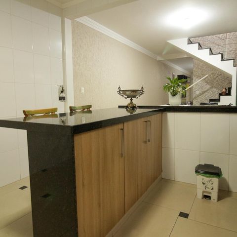 Casa à venda com 274m², 3 quartos e 5 vagasCozinha
