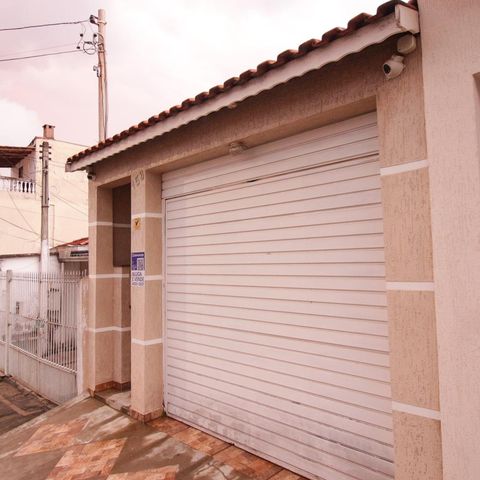 Casa à venda com 274m², 3 quartos e 5 vagasFachada