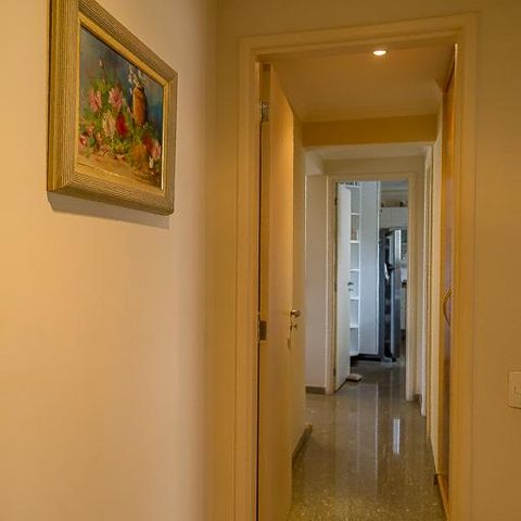 Apartamento à venda com 146m², 3 quartos e 3 vagas Apartamento à venda com 146m², 3 quartos e 3 vagasCorredor