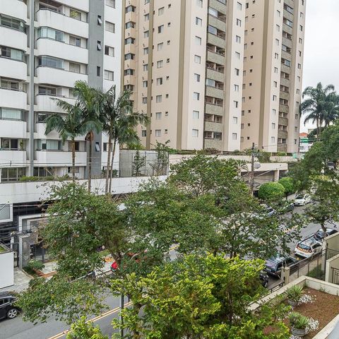 Apartamento à venda com 146m², 3 quartos e 3 vagas Apartamento à venda com 146m², 3 quartos e 3 vagasVista Varanda Suíte 3