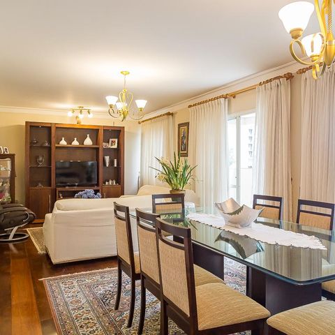 Apartamento à venda com 146m², 3 quartos e 3 vagas Apartamento à venda com 146m², 3 quartos e 3 vagasSala