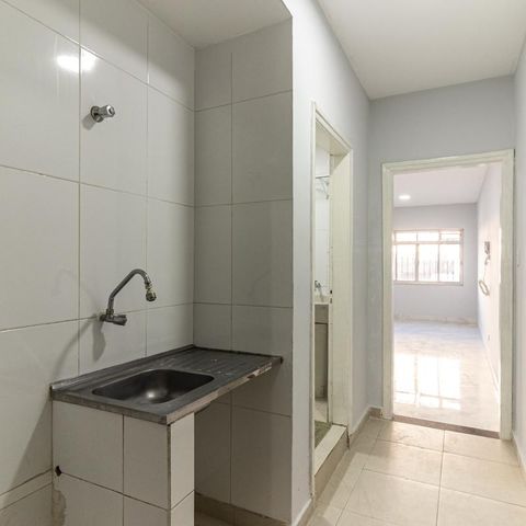 Studio à venda com 32m², 1 quarto e sem vaga Studio à venda com 32m², 1 quarto e sem vagaCozinha
