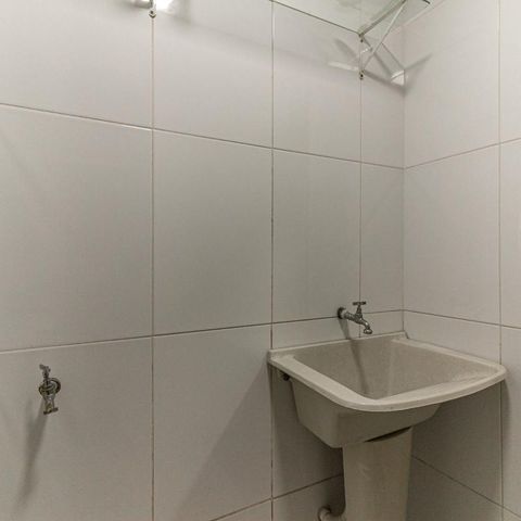 Studio à venda com 32m², 1 quarto e sem vaga Studio à venda com 32m², 1 quarto e sem vagaBanheiro