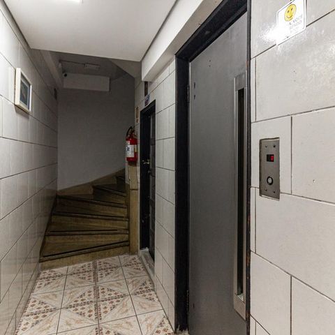 Studio à venda com 32m², 1 quarto e sem vaga Studio à venda com 32m², 1 quarto e sem vagaHall de Entrada