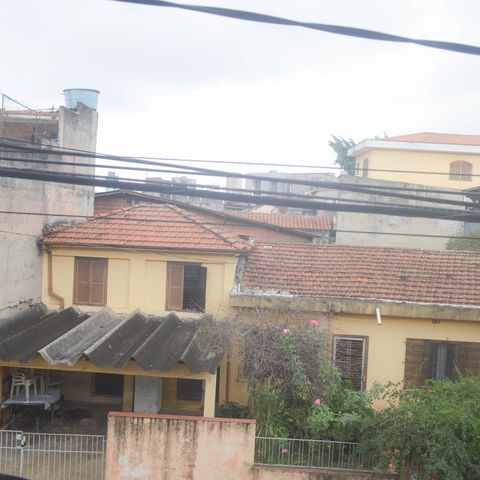 Casa à venda com 150m², 4 quartos e 2 vagas Casa à venda com 150m², 4 quartos e 2 vagasVaranda