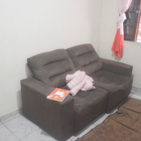 Casa à venda com 150m², 4 quartos e 2 vagas Casa à venda com 150m², 4 quartos e 2 vagasSala Casa 2