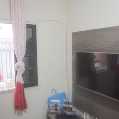 Casa à venda com 150m², 4 quartos e 2 vagas Casa à venda com 150m², 4 quartos e 2 vagasSala Casa 2