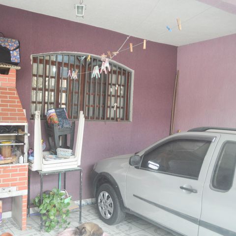 Casa à venda com 150m², 4 quartos e 2 vagas Casa à venda com 150m², 4 quartos e 2 vagasGaragem
