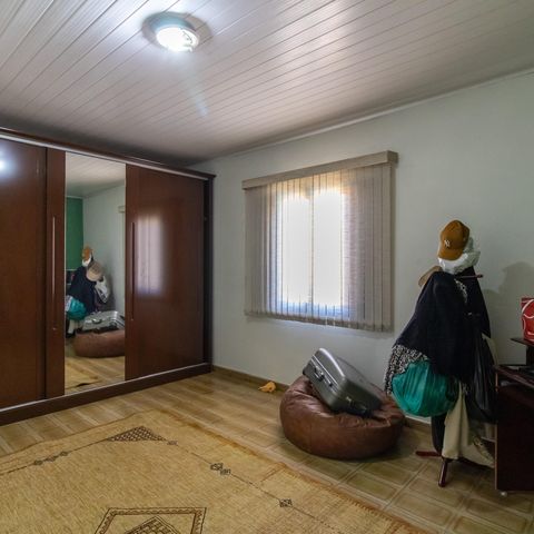 Casa à venda com 150m², 4 quartos e 2 vagas Casa à venda com 150m², 4 quartos e 2 vagasQuarto 2
