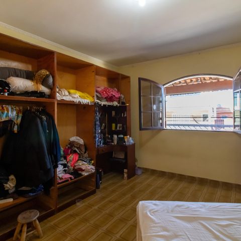 Casa à venda com 150m², 4 quartos e 2 vagas Casa à venda com 150m², 4 quartos e 2 vagasQuarto 1