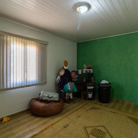 Casa à venda com 150m², 4 quartos e 2 vagas Casa à venda com 150m², 4 quartos e 2 vagasQuarto 2