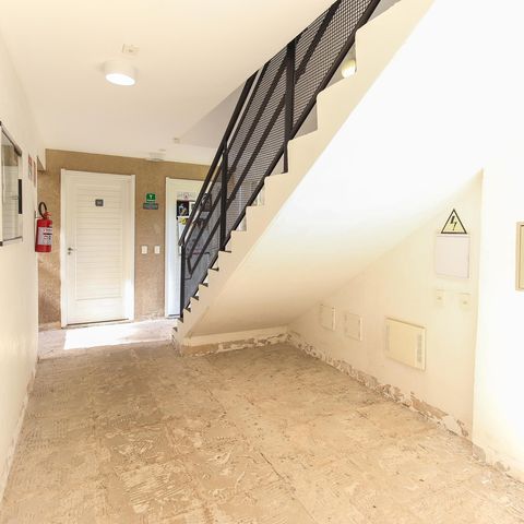 Apartamento à venda com 36m², 2 quartos e 1 vaga Apartamento à venda com 36m², 2 quartos e 1 vagaHall