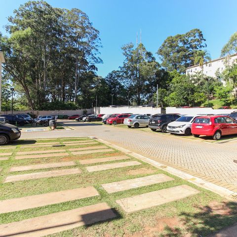 Apartamento à venda com 36m², 2 quartos e 1 vaga Apartamento à venda com 36m², 2 quartos e 1 vagaEstacionamento
