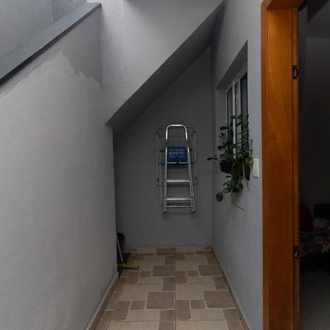 Casa à venda com 240m², 3 quartos e 1 vaga Casa à venda com 240m², 3 quartos e 1 vagaEntrada
