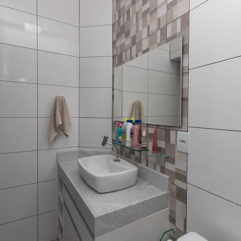 Casa à venda com 240m², 3 quartos e 1 vaga Casa à venda com 240m², 3 quartos e 1 vagaBanheiro 3