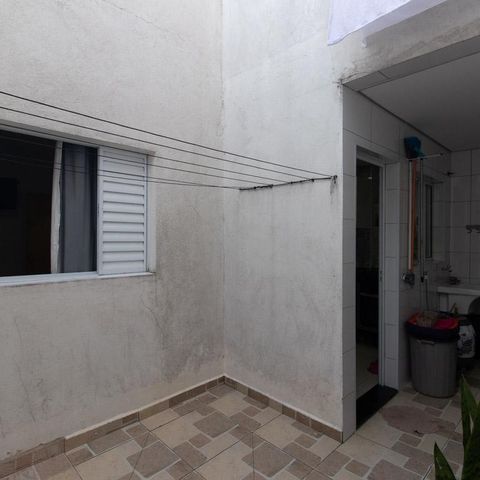 Casa à venda com 240m², 3 quartos e 1 vaga Casa à venda com 240m², 3 quartos e 1 vagaÁrea de Serviço 2
