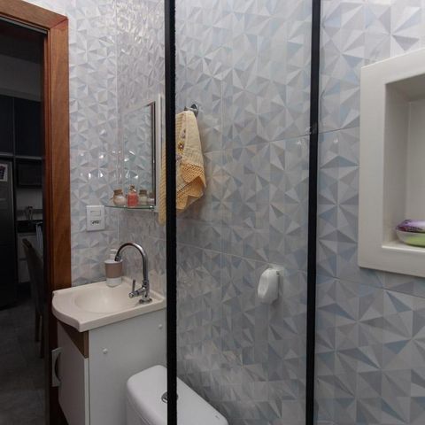 Casa à venda com 240m², 3 quartos e 1 vaga Casa à venda com 240m², 3 quartos e 1 vagaBanheiro 1