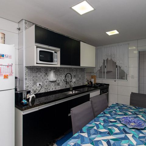 Casa à venda com 240m², 3 quartos e 1 vaga Casa à venda com 240m², 3 quartos e 1 vagaCozinha 2
