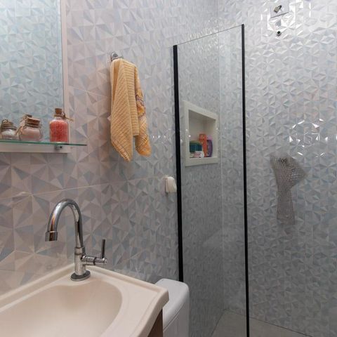 Casa à venda com 240m², 3 quartos e 1 vaga Casa à venda com 240m², 3 quartos e 1 vagaBanheiro 1