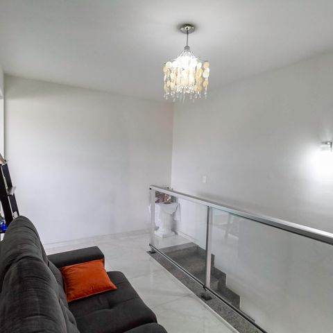 Apartamento à venda com 140m², 3 quartos e 1 vaga Apartamento à venda com 140m², 3 quartos e 1 vagaCobertura - Sala 2