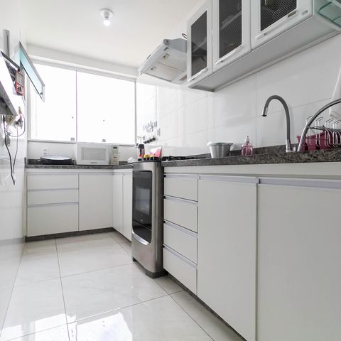 Apartamento à venda com 140m², 3 quartos e 1 vaga Apartamento à venda com 140m², 3 quartos e 1 vagaCozinha