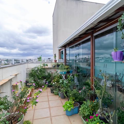 Apartamento à venda com 140m², 3 quartos e 1 vaga Apartamento à venda com 140m², 3 quartos e 1 vagaCobertura