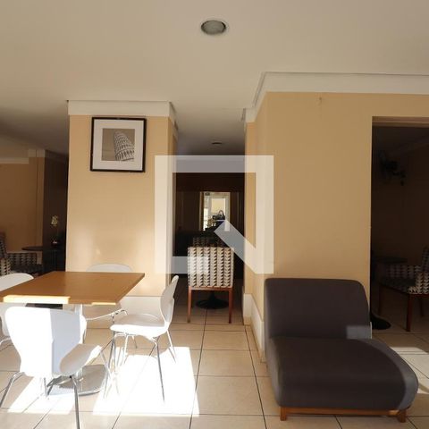 Apartamento à venda com 57m², 3 quartos e 1 vaga Apartamento à venda com 57m², 3 quartos e 1 vagaÁrea comum