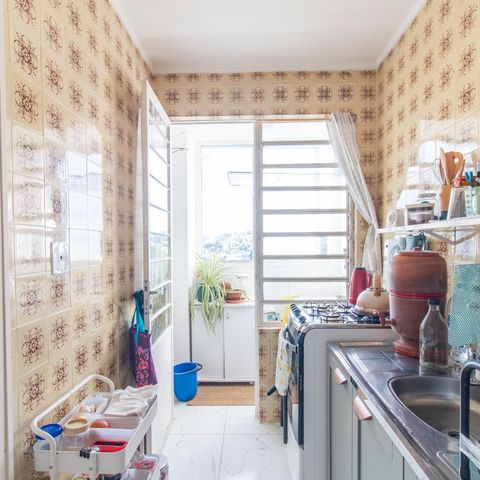 Apartamento à venda com 43m², 1 quarto e sem vaga Apartamento à venda com 43m², 1 quarto e sem vagaCozinha e Área de Serviço