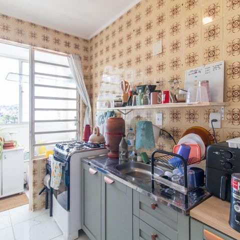 Apartamento à venda com 43m², 1 quarto e sem vaga Apartamento à venda com 43m², 1 quarto e sem vagaCozinha e Área de Serviço