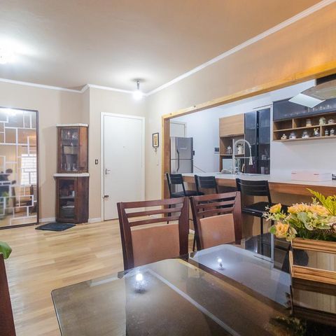 Apartamento à venda com 87m², 3 quartos e 1 vaga Apartamento à venda com 87m², 3 quartos e 1 vagaSala