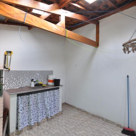 Casa à venda com 74m², 3 quartos e sem vagaChurrasqueira