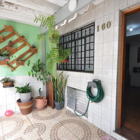 Casa à venda com 74m², 3 quartos e sem vagaQuintal