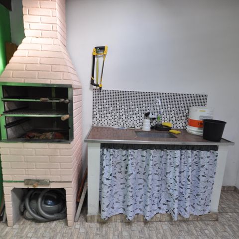 Casa à venda com 74m², 3 quartos e sem vagaChurrasqueira