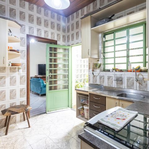 Casa à venda com 114m², 3 quartos e 1 vaga Casa à venda com 114m², 3 quartos e 1 vagaCozinha