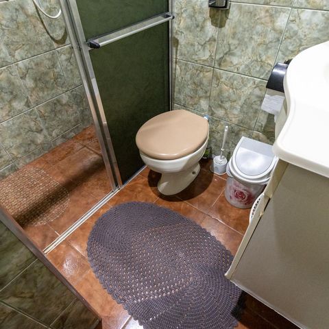 Casa à venda com 114m², 3 quartos e 1 vaga Casa à venda com 114m², 3 quartos e 1 vagaBanheiro 2
