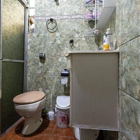 Casa à venda com 114m², 3 quartos e 1 vaga Casa à venda com 114m², 3 quartos e 1 vagaBanheiro 2