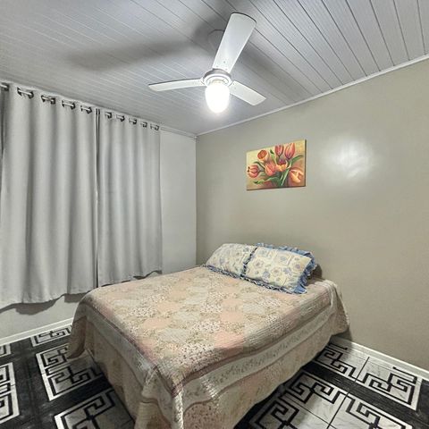 Casa à venda com 88m², 2 quartos e 1 vagaQuarto