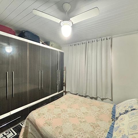 Casa à venda com 88m², 2 quartos e 1 vagaQuarto
