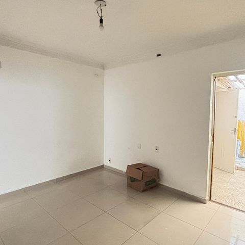 Casa à venda com 100m², 2 quartos e 1 vaga Casa à venda com 100m², 2 quartos e 1 vagaCozinha