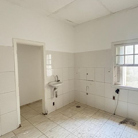 Casa à venda com 100m², 2 quartos e 1 vaga Casa à venda com 100m², 2 quartos e 1 vagaBanheiro