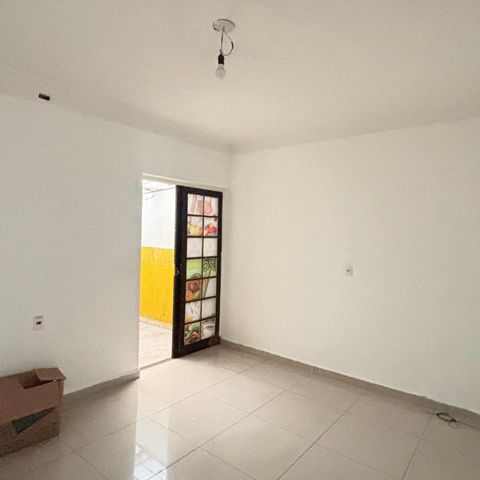Casa à venda com 100m², 2 quartos e 1 vaga Casa à venda com 100m², 2 quartos e 1 vagaCozinha