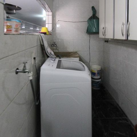 Casa à venda com 534m², 4 quartos e 10 vagas Casa à venda com 534m², 4 quartos e 10 vagasÁrea de serviço