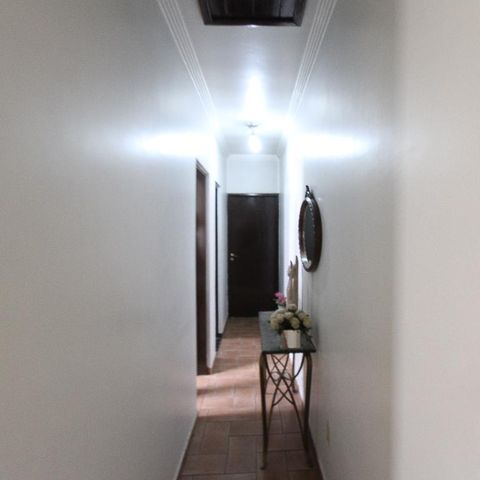 Casa à venda com 534m², 4 quartos e 10 vagas Casa à venda com 534m², 4 quartos e 10 vagasCorredor