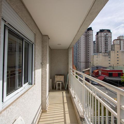 Apartamento à venda com 56m², 1 quarto e 1 vaga Apartamento à venda com 56m², 1 quarto e 1 vagaVaranda da sala